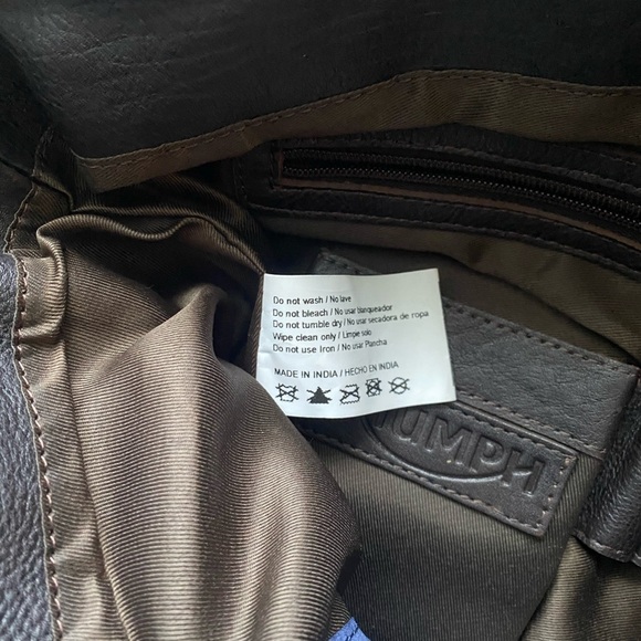 Triumph Messenger Saddlebag Genuine leather bag - Picture 10 of 16